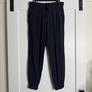 Lululemon black align HR joggers